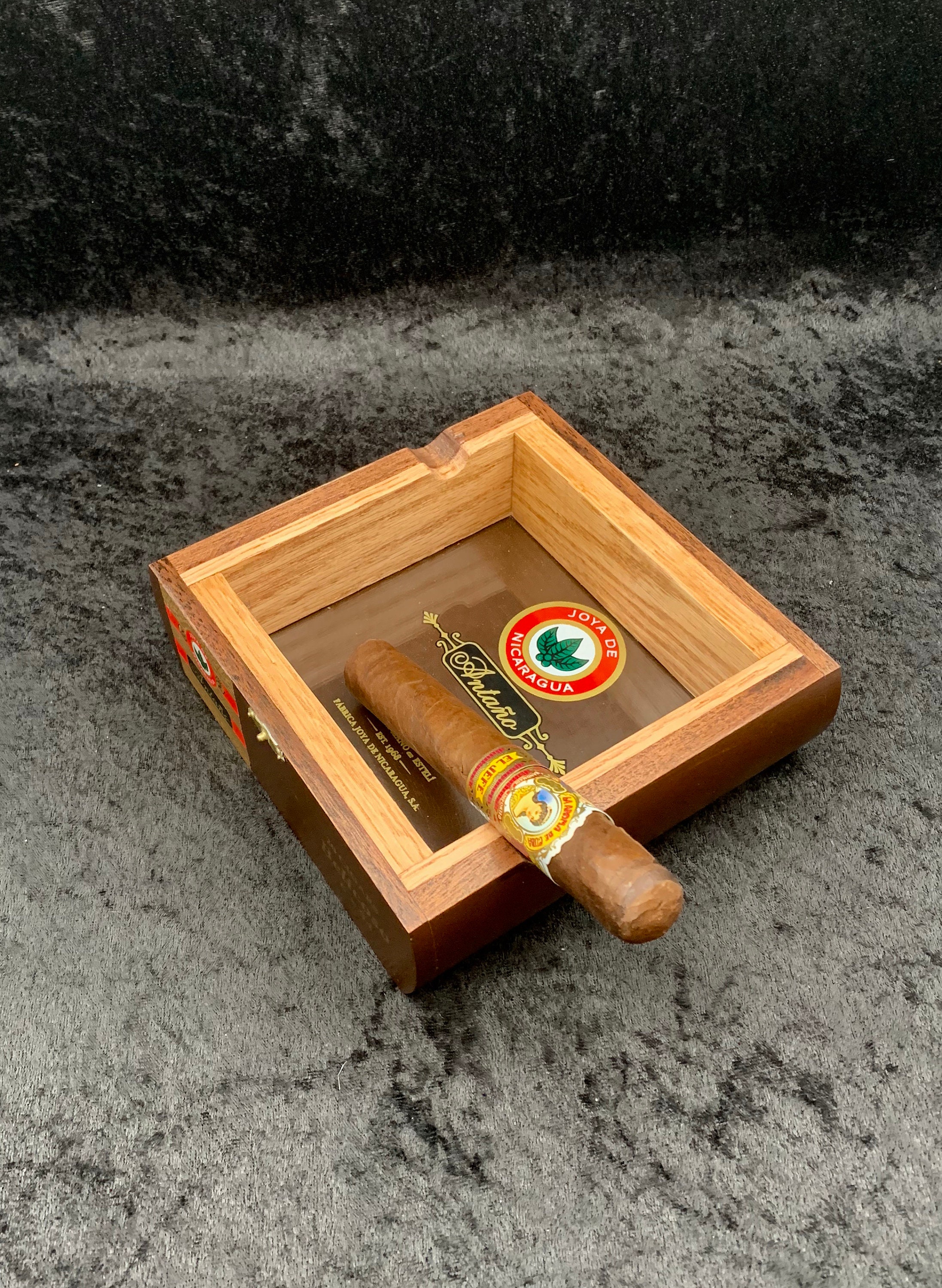 Joya De Cigar Box Ashtray Etsy
