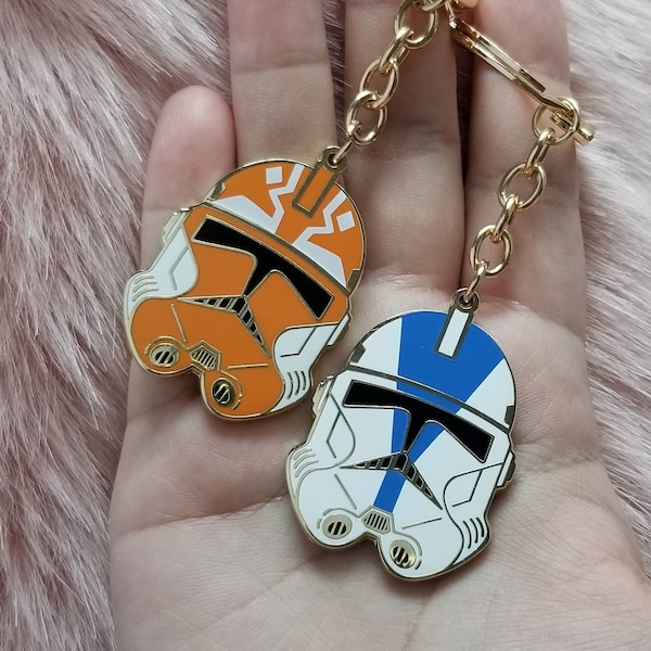 Trooper Helmet double sided hard enamel keychains