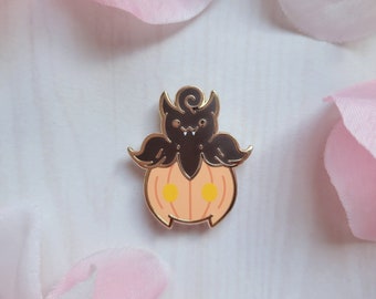 Pumpkinboo emaille pin