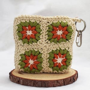Handmade Crochet Wallet Keychain, Coin Purse – Floral Granny Square Mini Clutch, 4 Color Variations, Zippered