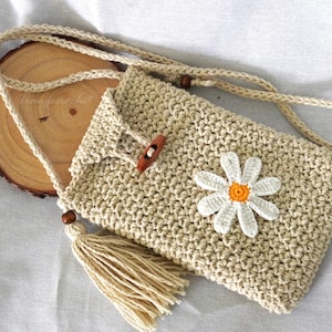 Handmade Crochet Crossbody Bag – Daisy Flower Purse – Small Cell Phone Bag – Adjustable Strap – Cotton Yarn Boho Bag for Women
