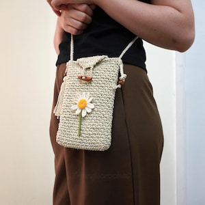 Handmade Crochet Crossbody Bag – Daisy Bag - Cell Phone Bag - Mini Bag For Card And Phone- Small Bag Crossbody