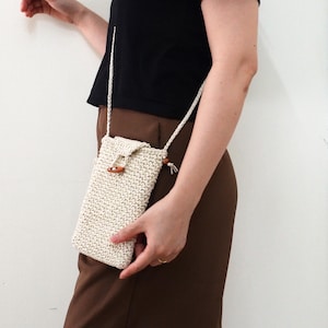 Sac à bandoulière en crochet fait main pour téléphone avec pampille - Fil de coton, petit sac à main pour téléphone et accessoires de base, bandoulière réglable, sac bohème