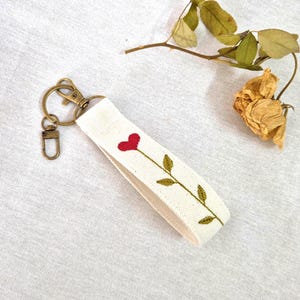 Personalized Heart Vine Wristlet Keychain, Custom Embroidered Name Canvas Keychain
