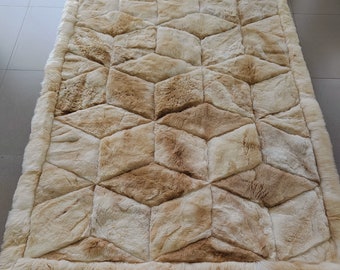 Baby Alpaca Fur Rug. Cubic Design. Handmade in Peru.  AR0134