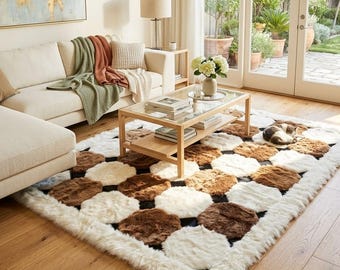 Baby Alpaca Fur Rug. Octogon Design. Handmade in Peru.  AR0556
