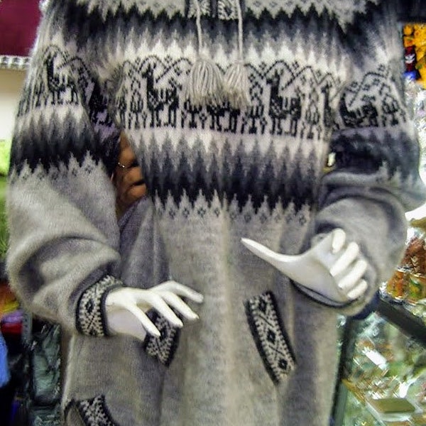 Alpaca Hooded Sweater: The Inca design that will make you feel great. Handmade in Peru