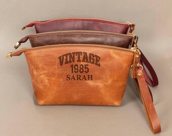 Personalized 40th Birthday Gift for Woman, Vintage 1985 Design, Leather Travel Makeup Bag Mom