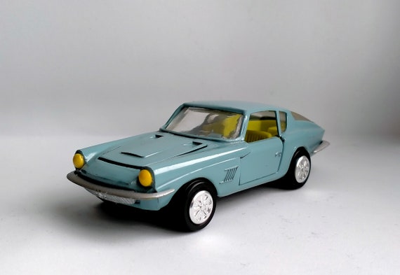NOS Maserati Mistral Coupe. Bleu. Modele de voiture sovietique diecast vintage 1 43. Remake de Politoys. Fabrique en URSS dans les annees 1970 Etsy France