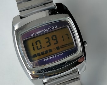 Elektronika 5 30350 (B6-202) Original Bracelet. Original Vintage Soviet Early Digital Watch. Early 1980s