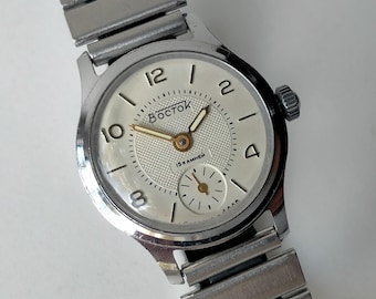 Vostok 2602. Model 021009. Small Men's Watch. Rare Soviet Bracelet. Vintage Original Soviet Mechanical Classic Watch. 1950s