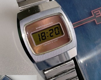 Elektronika 3049 (B6-02) Early First Variant. Original Box. Rarest Original Vintage Soviet Collectible Digital Watch. 1970s