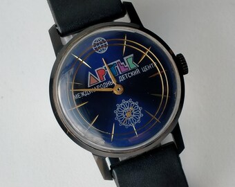 Pobeda ZIM 2602. Pioneer Camp Artek. Vintage Original Soviet Mechanical Commemotative Watch. 1985