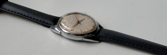Almaz Vostok 2809B. Model 465CHN. Vintage Original Soviet Mechanical Watch. 1960s View 5
