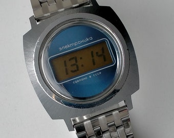 Elektronica 5 3049 (B6-02). Origineel vintage Sovjet-eerste digitale horloge. 1977