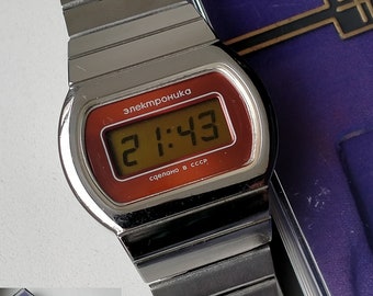 Elektronika 3049 (B6-02) Projekt TV. Obudowa ze stali nierdzewnej. Oryginalne pudełko. Najrzadszy oryginalny zabytkowy radziecki zegarek cyfrowy. 1980