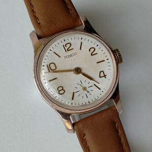 Pobeda スプートニク ビンテージ 手巻き 白 金色文字盤 ホワイト 稼働