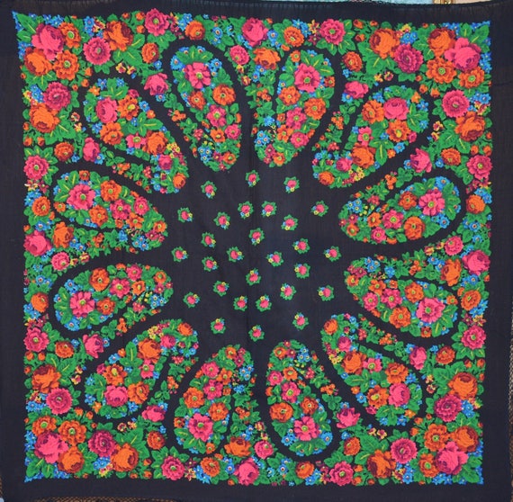 VINTAGE shawl Pavlovo Posad shawl Black Russian sh