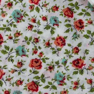 Retro Calico Floral 1 m Vintage Baumwollstoff Craft Quilt Sew Cottage Core Pfirsich Grün Rot Blau