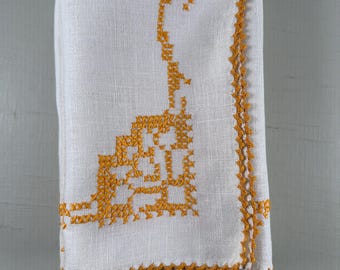 Lote de 6 servilletas vintage de lino blanco amarillo dorado bordadas en punto de cruz. Textil doméstico de algodón vintage para mesa.