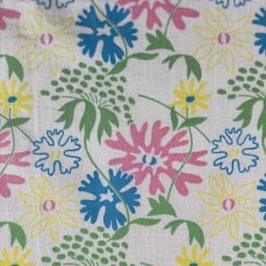 Vtg Feedsack FQ Pastel Floral Mod Cottage Core Grid Vintage Feed Sack Flour Sack Cotton Quilt Fabric