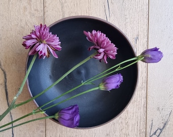 Black salad bowl, Decorative bowl, Serving ceramic bowl, Stoneware, Pottery gift, Medium bowl, Handmade, Housewarming gift