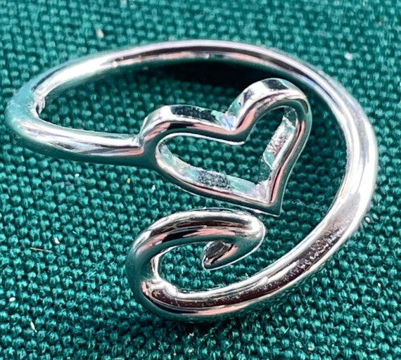 Love to Fish Fish Hook Ring With Heart, Adjustable Size 6 to 9
