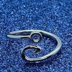 black fish hook septum Crescent Titanium Clicker - SPT017 1.2mm (16G) Septum clickers from Two Feather Plugs are comfortable to wear Septum Hook - Etsy