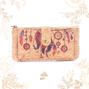 Natural cork wallet with dreamcatcher print. Vegan friendly. YOK CORK Shop