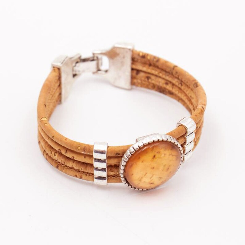 Shop YOKCORK Cork bark bracelet. Suitable for veganism