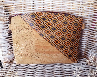 Small cork bark pouch. Vegan friendly. Shop YOK CORK