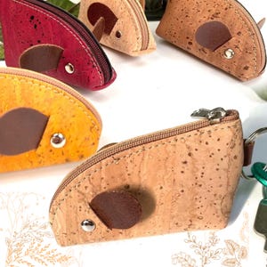 Porte monnaie souris en tissu de liège. Coloris au choix. Boutique YOK CORK