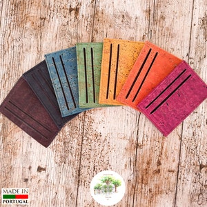 Portacarte in corteccia di sughero. Disponibile in diversi colori. Adatto al veganismo. Negozio YOKCORK