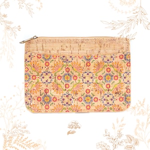 Grand porte-monnaie en liège. Motifs fleuri. Vegan friendly. Boutique YOK CORK.