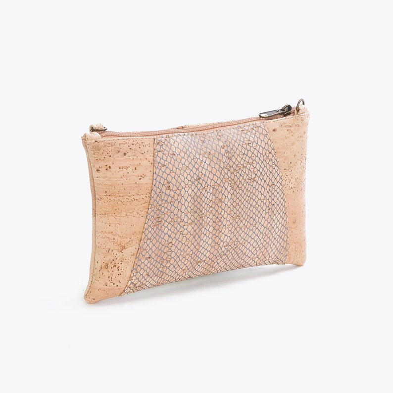 Small ARTELUSA cork bag. Suitable for veganism. YOKCORK image 6