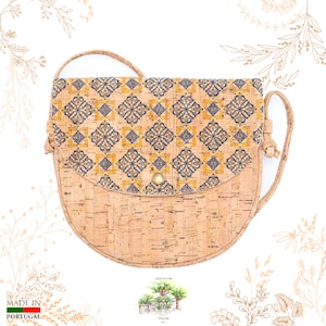 Petit sac bandoulière en liège. Motifs géométriques. Vegan friendly. YOK CORK
