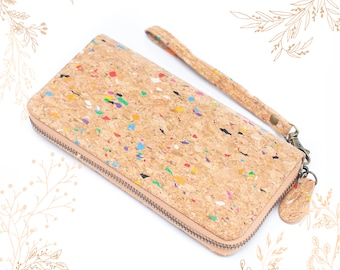Confetti natural cork wallet. Vegan-friendly vegetable-tanned leather. Yok Cork store.