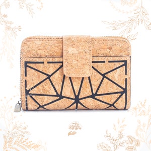 Cork wallet. Vegan friendly vegetable leather. Shop YOK CORK