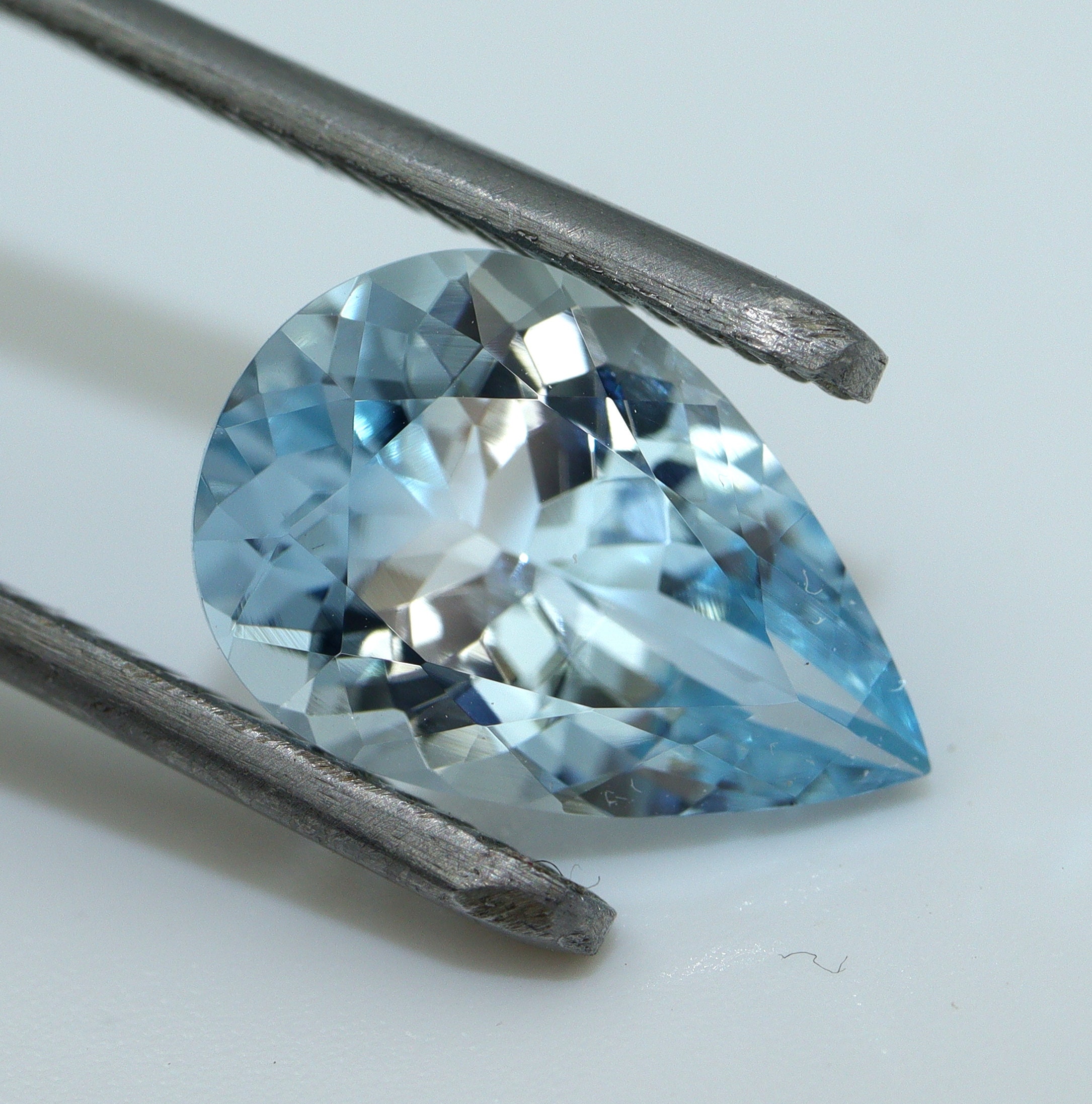 Super Shiny Stone Faceted Aquamarine Loose Gemstone 2.7 Ct AAA Natural AQUAMARINE Pear Cut Unheated & Untreated Aquamarine For Jewelry