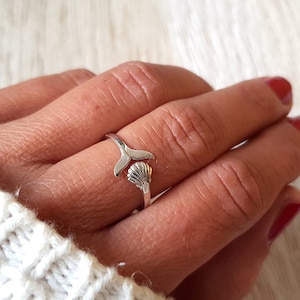 Silver ring whale tail shell, summer ring, beach ring, silver ring with whale tail, silver ring with shell, boho silver ring, beach ring