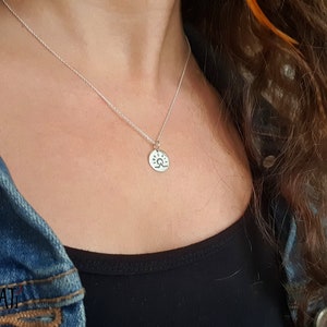 Silver chain, talisman, short silver chain with pendant, round pendant with engraving, lucky charm necklace silver, talisman, beach chain