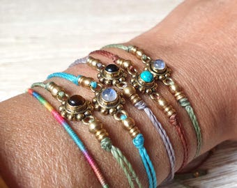 Dainty macrame bracelet with stone, labradorite bracelet, black fine bracelet with labradorite, macrame bracelet with stone, dainty bracelet