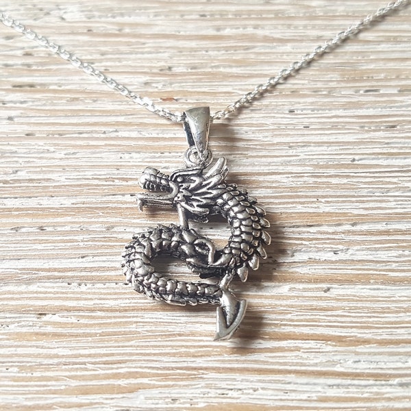 Silberkette Drachen, Drachenkettenanhänger, kleiner Drache als Anhänger, Silberkette mit Drache, Drachenanhänger, Drachenkette, Dragon chain