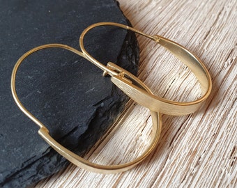 Simple brass earrings, subtle brass earrings, oval brass earrings, brass earrings, simple earrings, golden earrings, hoop earrings