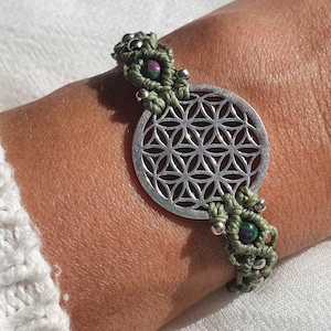 Green Macrame Bracelet, Brass Bracelet, Flower of Life Bracelet, Flower of Life Bracelet, Flower of Life in Silver, Adjustable Silver Bracelet