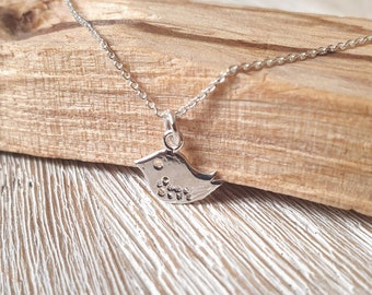 Silver bird necklace, small bird necklace pendant, bird pendant, silver necklace with little bird, bird pendant, silver bird necklace, bird silver necklace