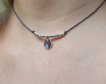 Fine necklace with labradorite, delicate stone necklace, necklace with stone, silver necklace, labradorite necklace, fine necklace