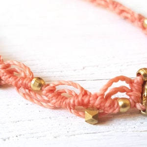 Flamingo-colored anklet, salmon-colored brass anklet, adjustable anklet, macrame anklet, anklet made of macrame with brass beads image 4