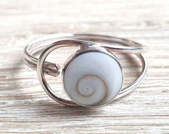 Small silver ring, shell ring, adjustable ring with Shiva eye, shell silver ring, adjustable boho ring made of silver, Shiva eye