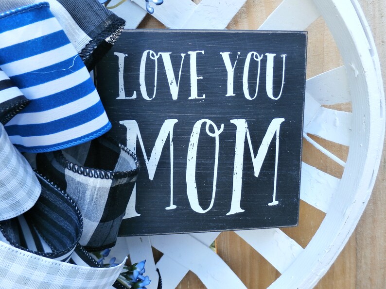 Decor Mothers Day Door Hanger Mothers day Gift Gift for Mom Mothers Day Wreath Mothers Day Tobacco Basket Gift For Her Love you MOM